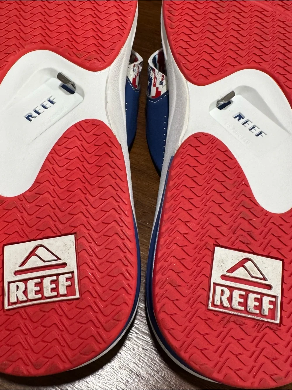 Reef Fanning Flip Flops Mens 10 Patriotic Red White Blue Bottle Opener American